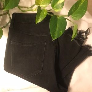Hollister Extreme High Rise Extreme Stretch Black Distressed Raw Hem